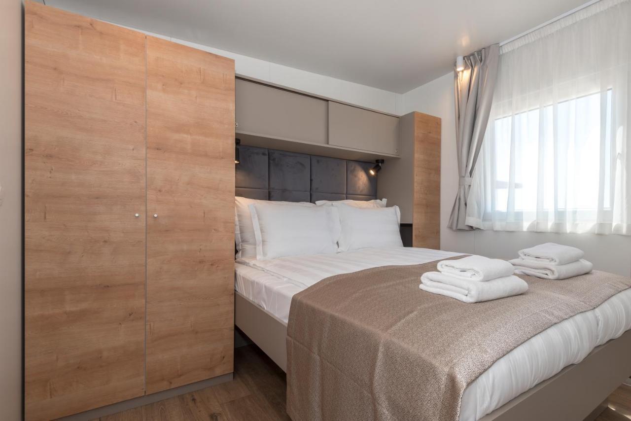 Azalea Wine And Olive Hill Hotell Primošten Eksteriør bilde