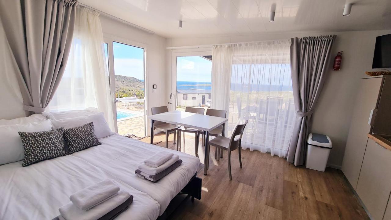 Azalea Wine And Olive Hill Hotell Primošten Eksteriør bilde